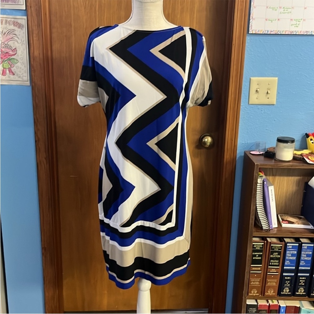 GUC M blue black white & tan zig zag sheath dress midi